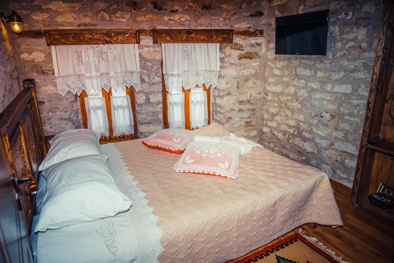 Medieval Rooms Gjirokastra Kültér fotó