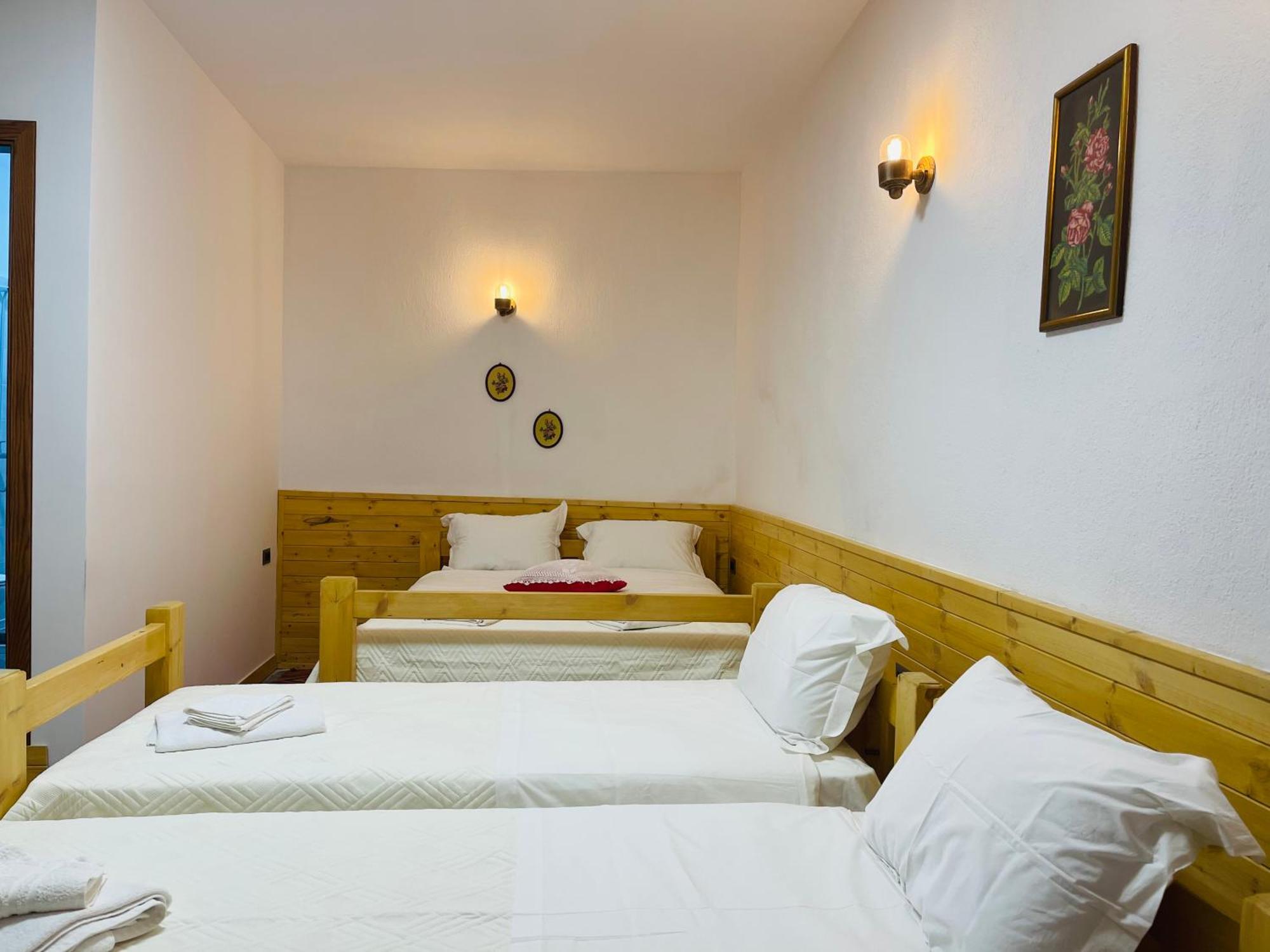 Medieval Rooms Gjirokastra Kültér fotó