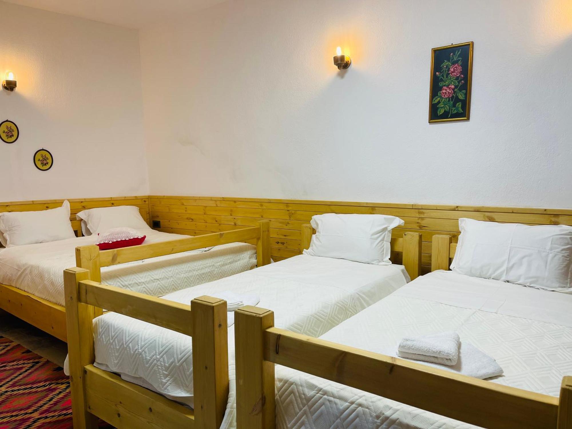 Medieval Rooms Gjirokastra Kültér fotó