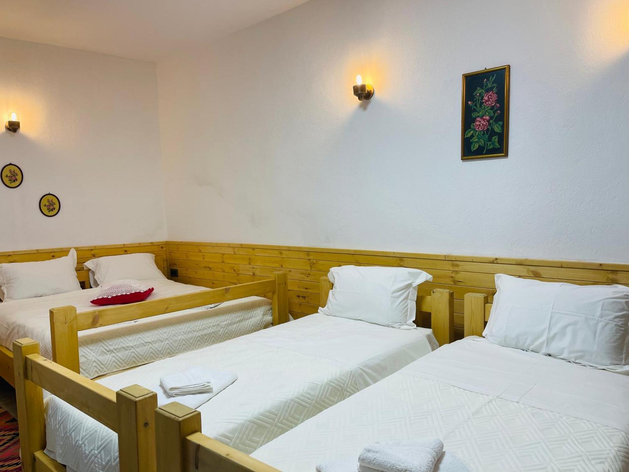 Medieval Rooms Gjirokastra Kültér fotó